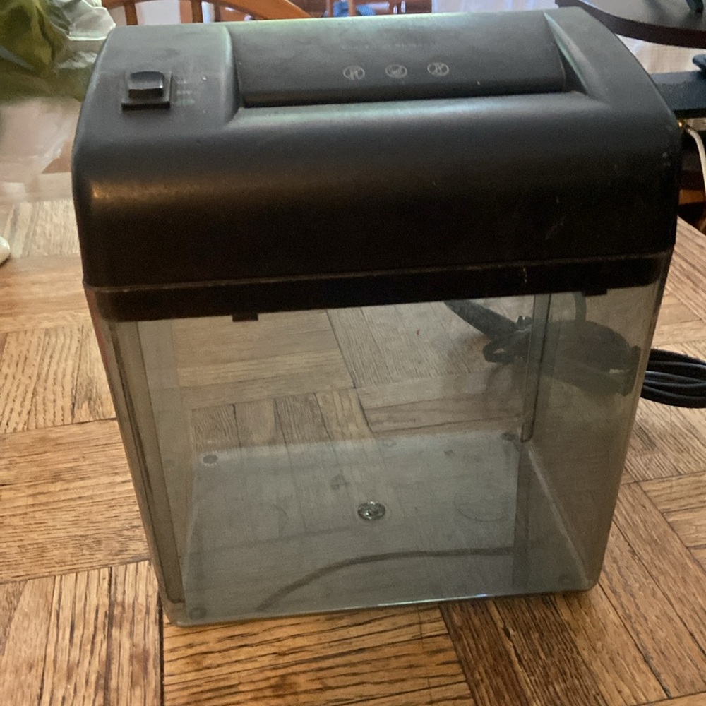Royal Orca Micro Document Paper Shredder